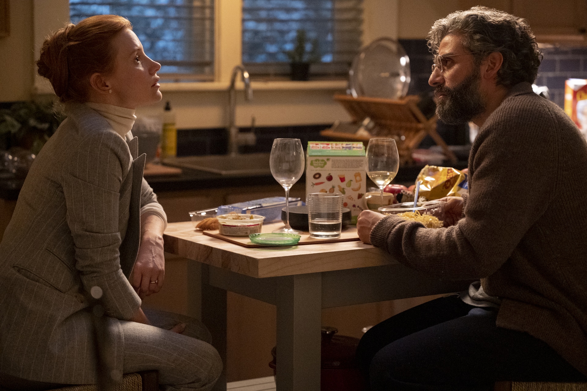 Jessica Chastain and Oscar Isaac in Scenes from a Marriage