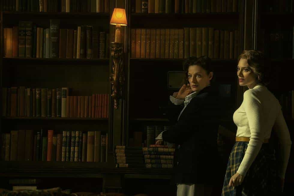 Michelle Gomez and April Bowlby in Doom Patrol Season 3 Episode 4