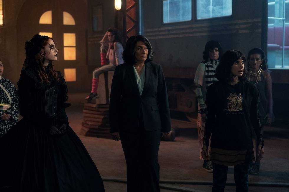 Hannah Alline, Catherine Carlen, and Diane Guerrero in Doom Patrol Season 3 Episode 7