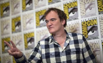 Director Quentin Tarantino poses at Comic-Con International in San Diego July 11.