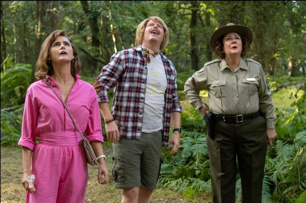 Keri Russell, Jesse Tyler Ferguson, and Margo Martindale in Elizabeth Banks's comedy horror thriller film, Cocaine Bear