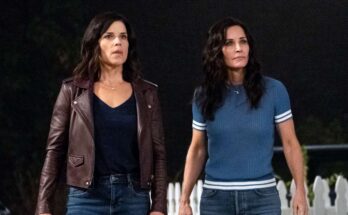 Neve Campbell and Courteney Cox in Matt Bettinelli-Olpin and Tyler Gillett's Scream 2022