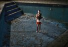‘Bring Her Back’ (A24) Non-Spoiler Review – Brilliance In Bargaining, Bellies, Bluffing, Bros, And Bruises